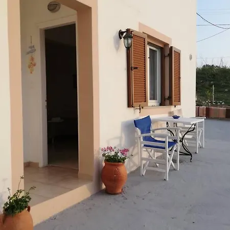 Lorentzia Room Batsi  Exterior photo